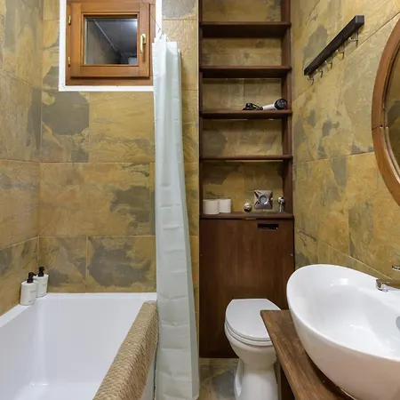 Nutcracker - Feel Yourself At Appartement Budapest