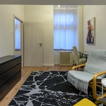 Nutcracker - Feel Yourself At Appartement Budapest