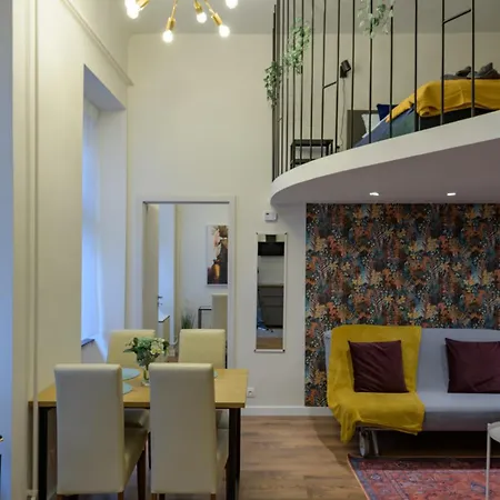 Nutcracker - Feel Yourself At *