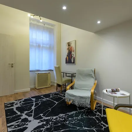 Nutcracker - Feel Yourself At * Budapest