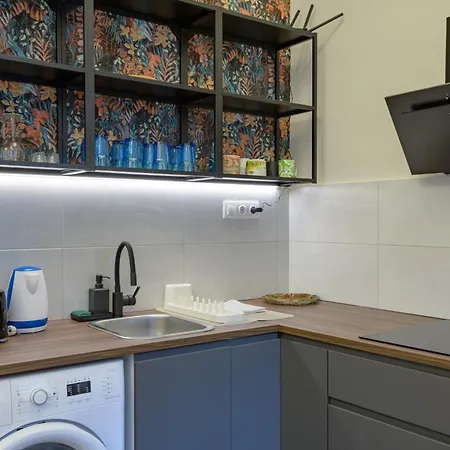 Nutcracker - Feel Yourself At Apartment Budapest